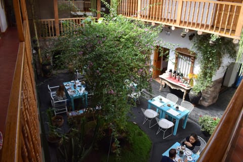 Patio, Spring, Day, Garden, Dining area, Garden view, Inner courtyard view