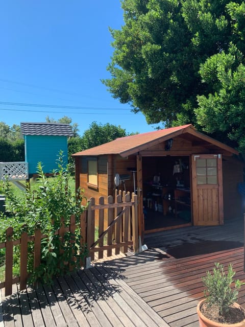 BBQ facilities, Balcony/Terrace