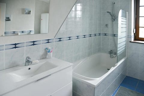 Les pieds dans l'eau,la tête dans les nuages Apartment in Vosges