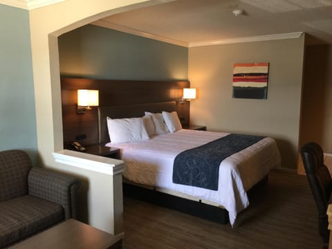 Seating area, Bedroom