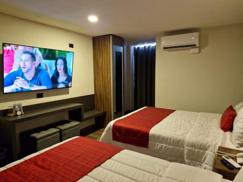 Restaurant/places to eat, TV and multimedia, air conditioner