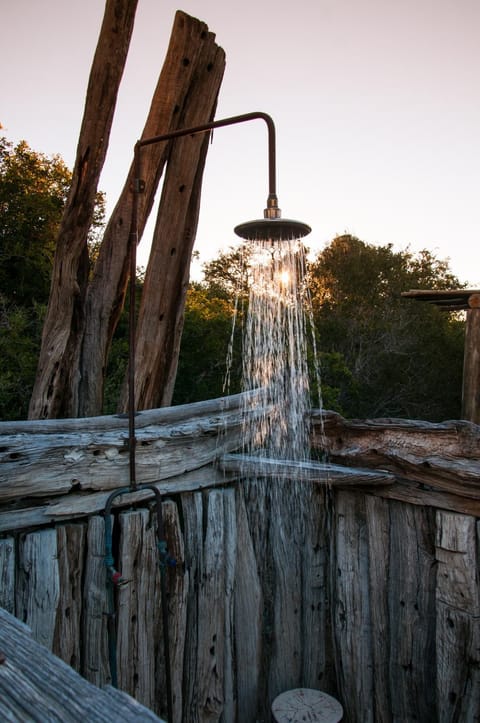 Shower, Natural landscape, View (from property/room), Decorative detail, On site, Sunset, Family