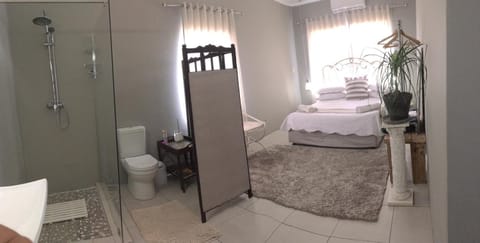 Spinoza Self Catering Accommodation Bed and Breakfast in Windhoek