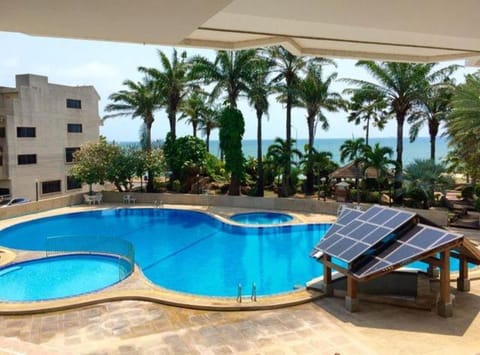 Pool view, Swimming pool