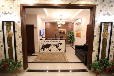 Safari Club 4 Hotel in Islamabad