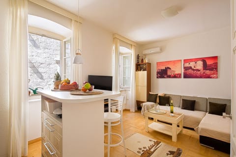 Portun Apartment Eigentumswohnung in Budva