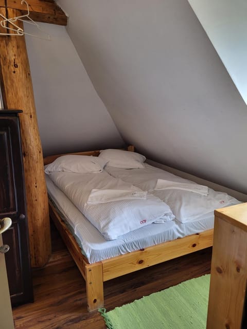 Pension Cabana Cetatile Ponorului Bed and Breakfast in Cluj County