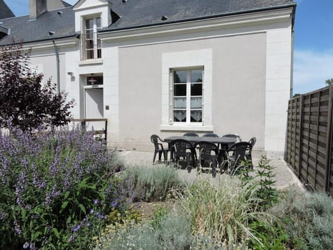 Property building, Balcony/Terrace