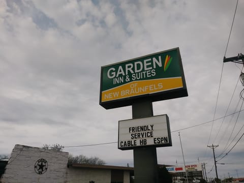 Garden Inn & Suites New Braunfels Motel in New Braunfels