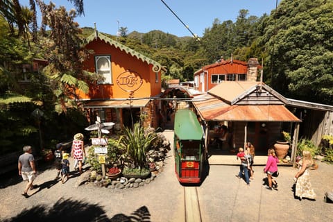 Tasman Holiday Parks - Coromandel Terrain de camping /
station de camping-car in Coromandel