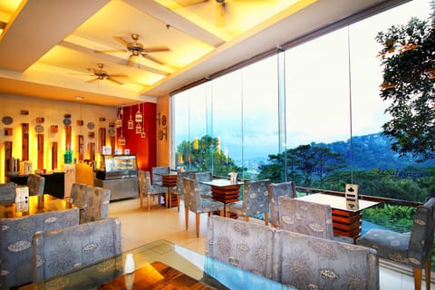 Chalet Baguio Hotel in Baguio