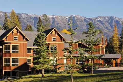 Timberline Lodges by Fernie Lodging Co Nature lodge in Alberta