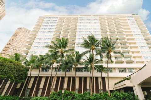 Hilton Vacation Club The Modern Honolulu Hotel in Honolulu