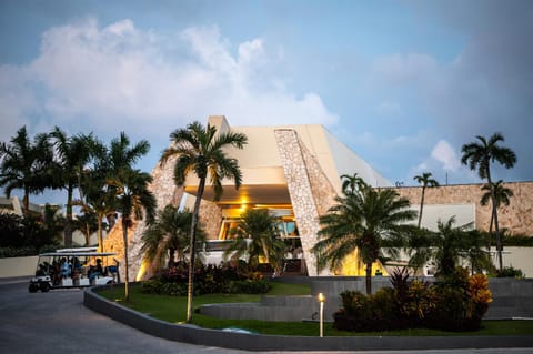 Grand Sirenis Riviera Maya Resort & Spa All Inclusive Resort in State of Quintana Roo