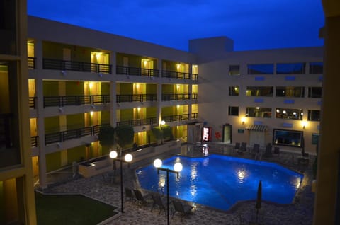 Pool view, Swimming pool