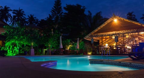 Hot Tub, Pool view, Swimming pool