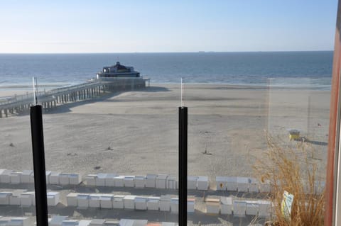 Balcony/Terrace, Beach, Sea view