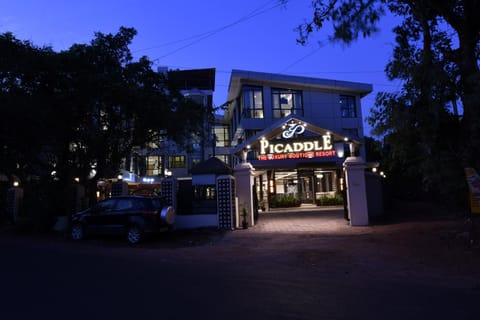 Picaddle The Luxury Boutique Hotel Resort in Maharashtra