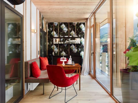 Living room, Seating area