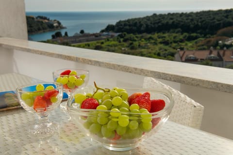 Natural landscape, View (from property/room), Food, Sea view