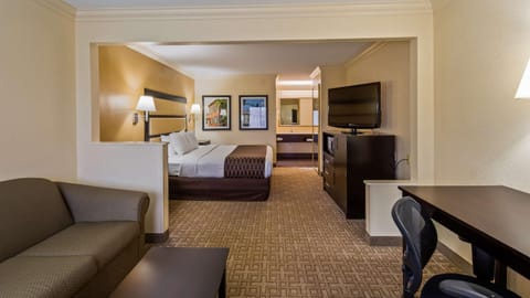 Best Western Inn & Suites Hotel in Warner Robins