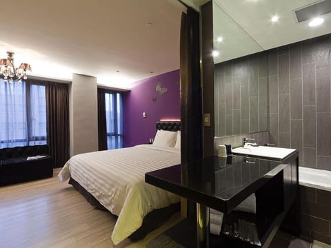 FX Hotel Taipei Nanjing East Road Branch Hotel in Taipei City