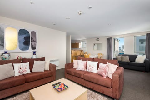 Spacious 2 Bedroom Apartment Downtown Christchurch Eigentumswohnung in Christchurch
