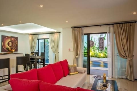 VILLA HAU |3 Bedroom Private Pool Villa | Walkable distance to Naiharn beach | Rooftop terrace Villa in Rawai