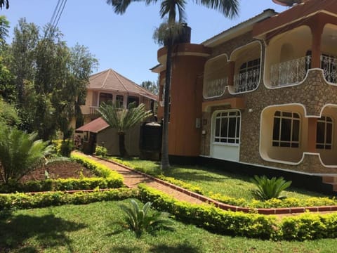 Mama Thea homes Vacation rental in Kenya