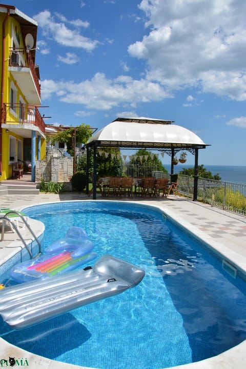 Shower, Patio, Garden, Seating area, Sea view, Swimming pool, Swimming pool