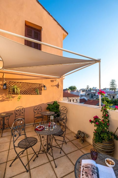 Patio, Balcony/Terrace