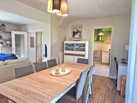 Holiday Home maison des Corsaires by Interhome House in St-Malo