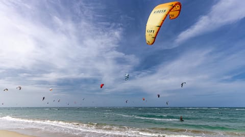 Day, People, Natural landscape, Activities, Beach, Sea view