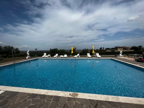 Pool view, Swimming pool, Swimming pool