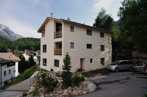 Chesa Guardamunt Condo in Saint Moritz