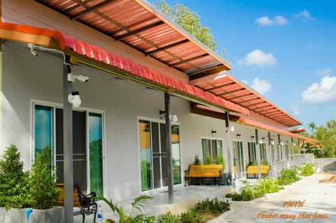 Property building, Garden view, Mountain view