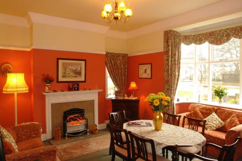 Midway Guest House Bed and Breakfast in York