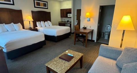 Best Western PLUS Hannaford Inn & Suites Hotel in Cincinnati