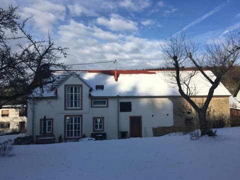 Property building, Winter