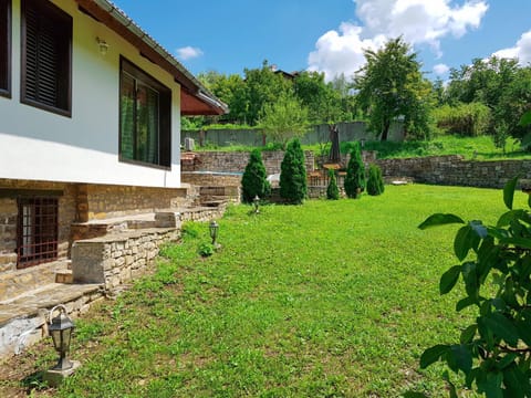 Holiday Home Arbanasi Maison in Veliko Tarnovo