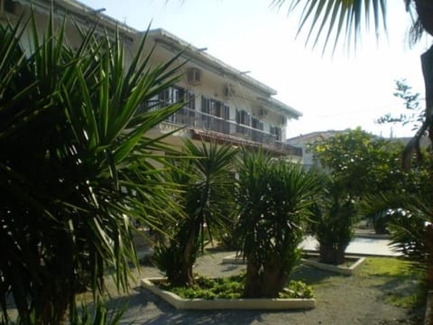 Facade/entrance, Garden