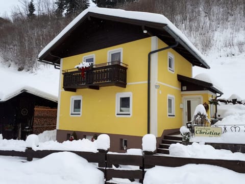 Property building, Winter, Mountain view