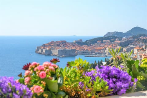 Balcony/Terrace, City view, Sea view