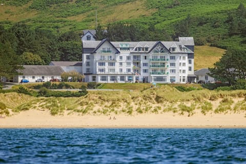 Property building, Beach, Sea view