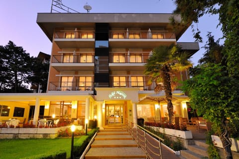 Facade/entrance, Logo/Certificate/Sign