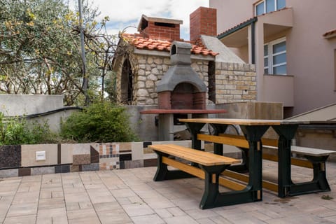 Property building, Patio, BBQ facilities