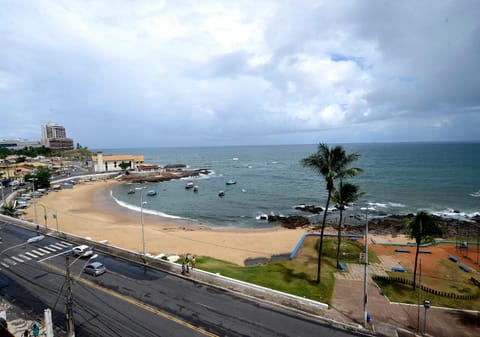 Sea view, Street view