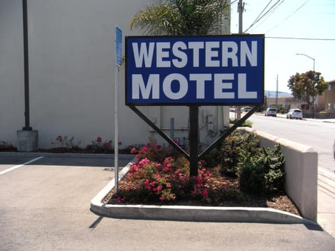 Western Motel Motel in Salinas