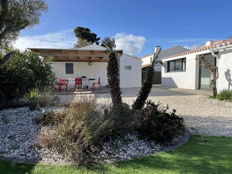 Maison en bord de mer à Noirmoutier : 3 chambres, jardin clos, internet, parking, plage à 250m - FR-1-224B-646 House in Noirmoutier-en-l'Île