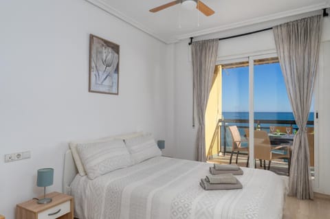 Bedroom, Sea view